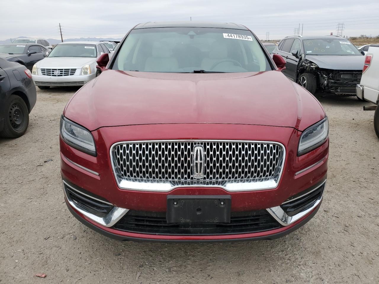 2019 Lincoln Nautilus - Image 5