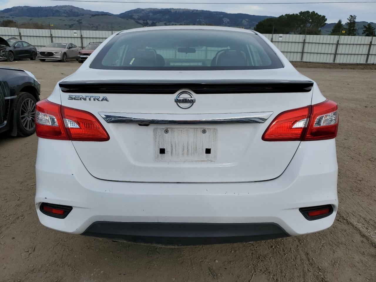 2018 Nissan Sentra - Image 6
