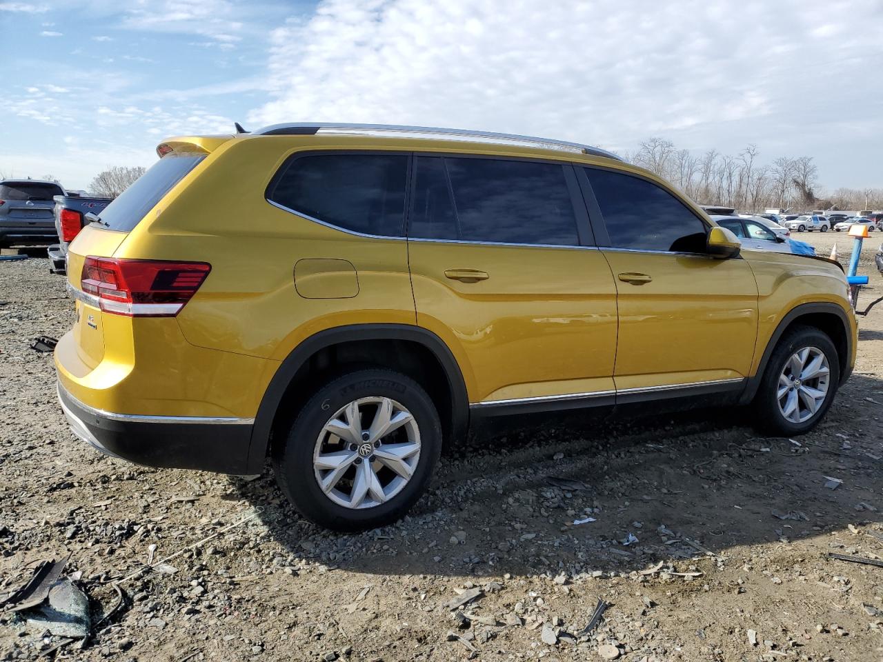 2018 Volkswagen Atlas - Image 3