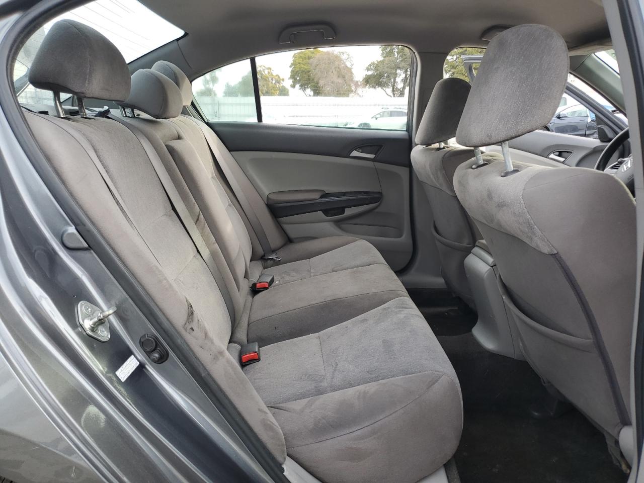 2010 Honda Accord - Image 11