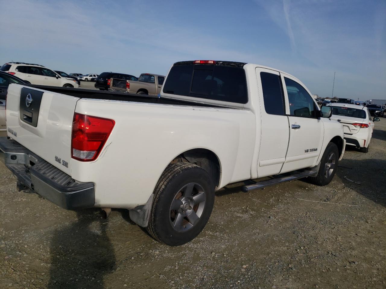 2005 Nissan Titan - Image 3