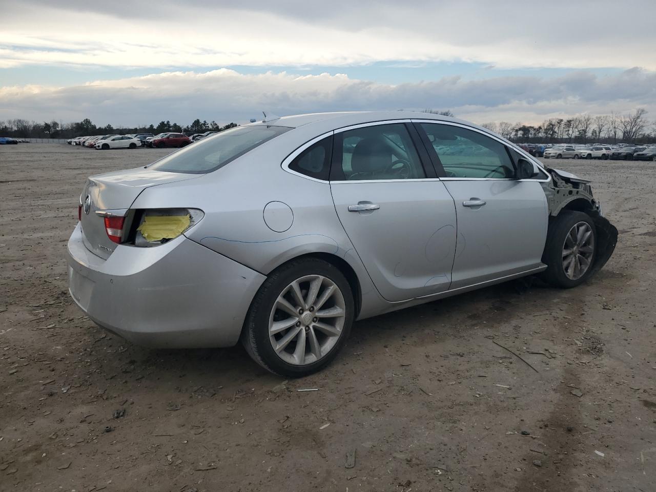 2014 Buick Verano - Image 3
