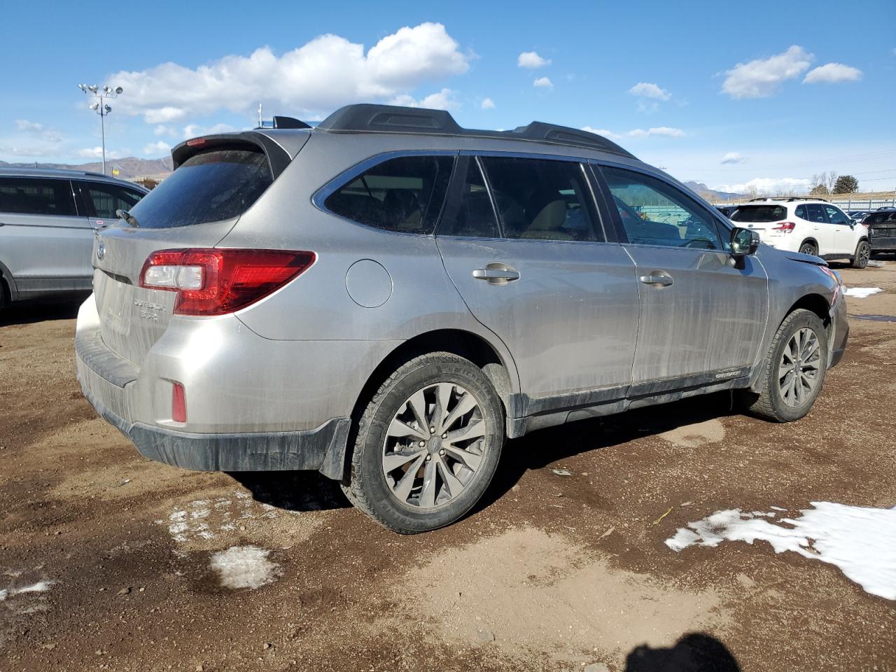 2016 Subaru Outback - Image 3