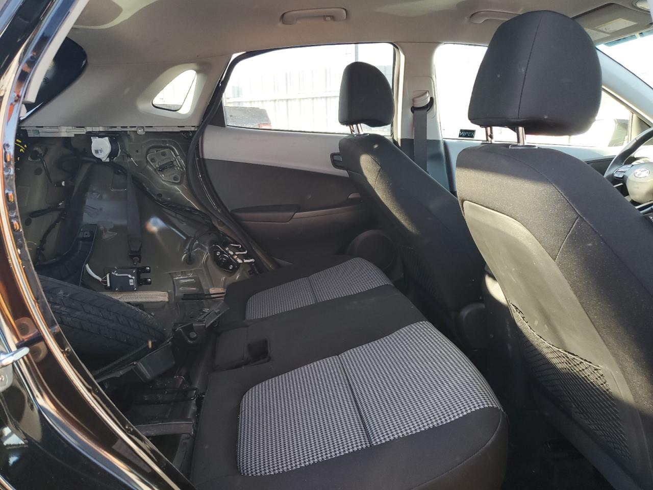 2021 Hyundai Kona - Image 12