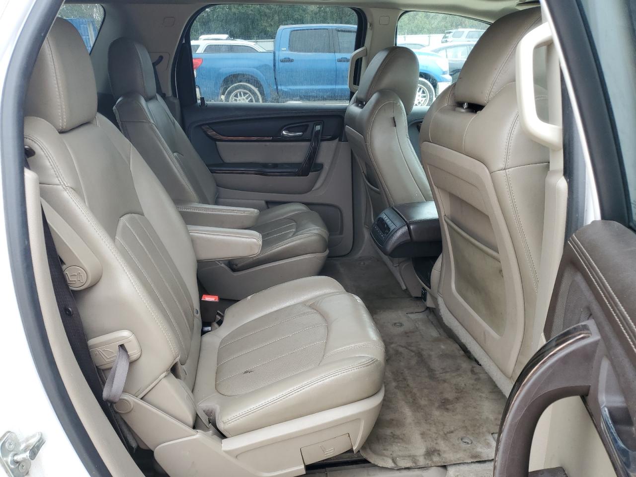 2016 GMC Acadia - Image 11