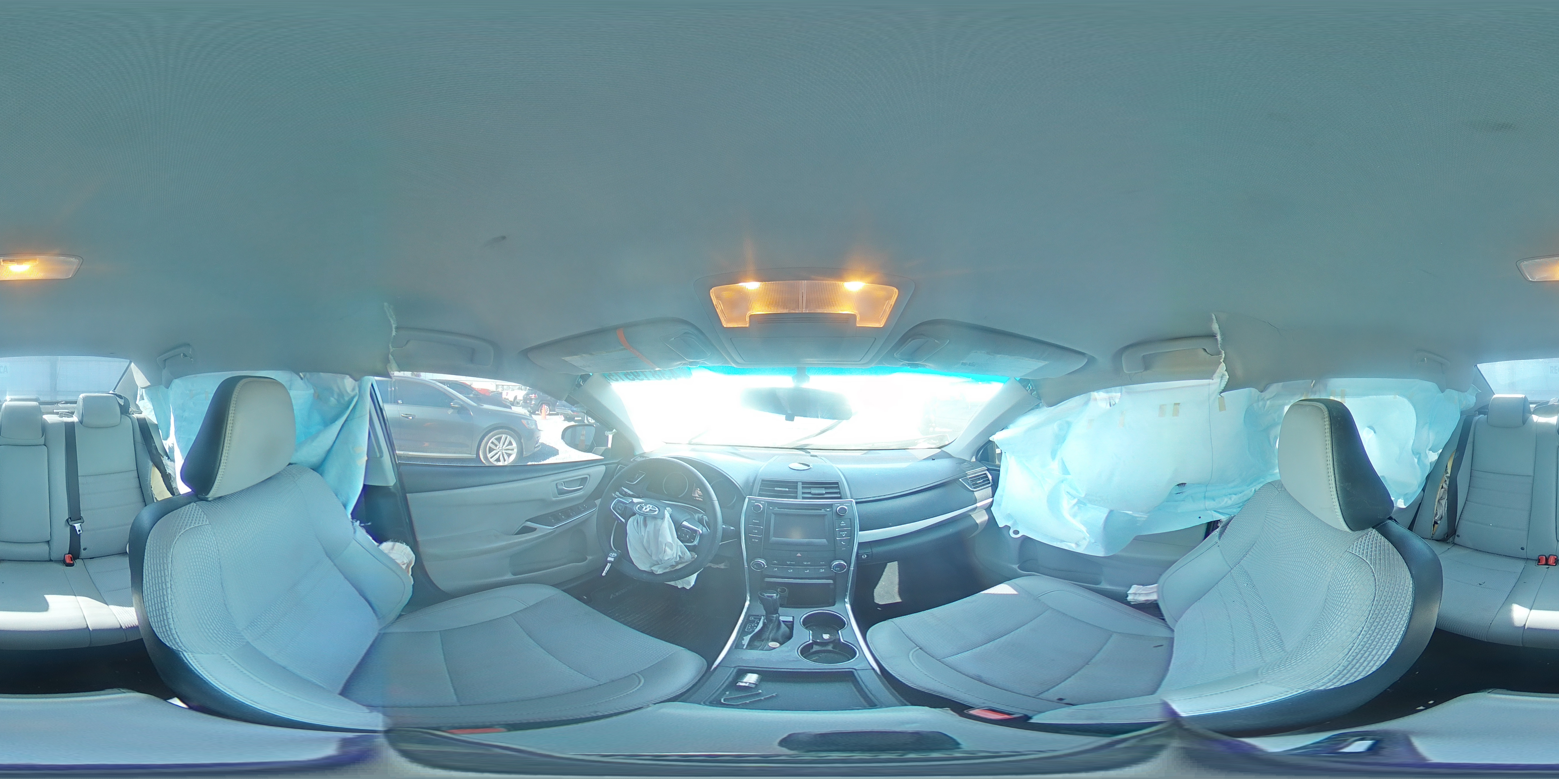 2017 Toyota Camry - Image 12