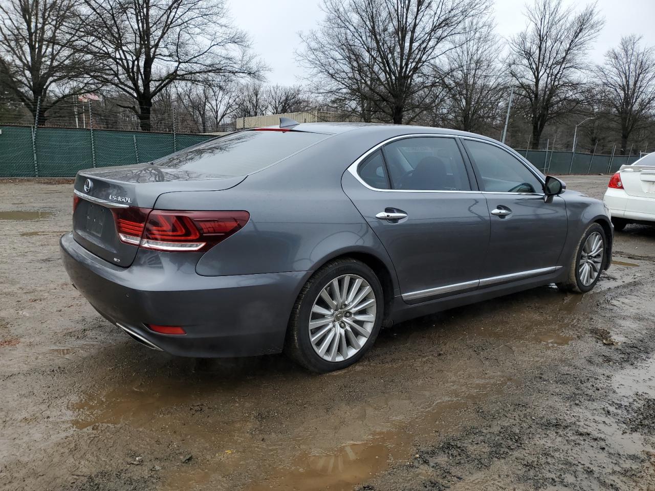2014 Lexus LS - Image 3