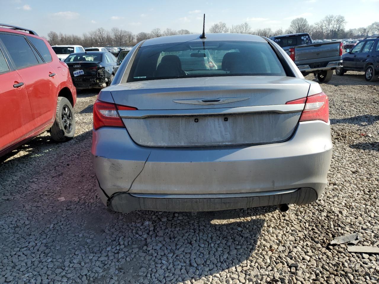 2013 Chrysler 200 - Image 6