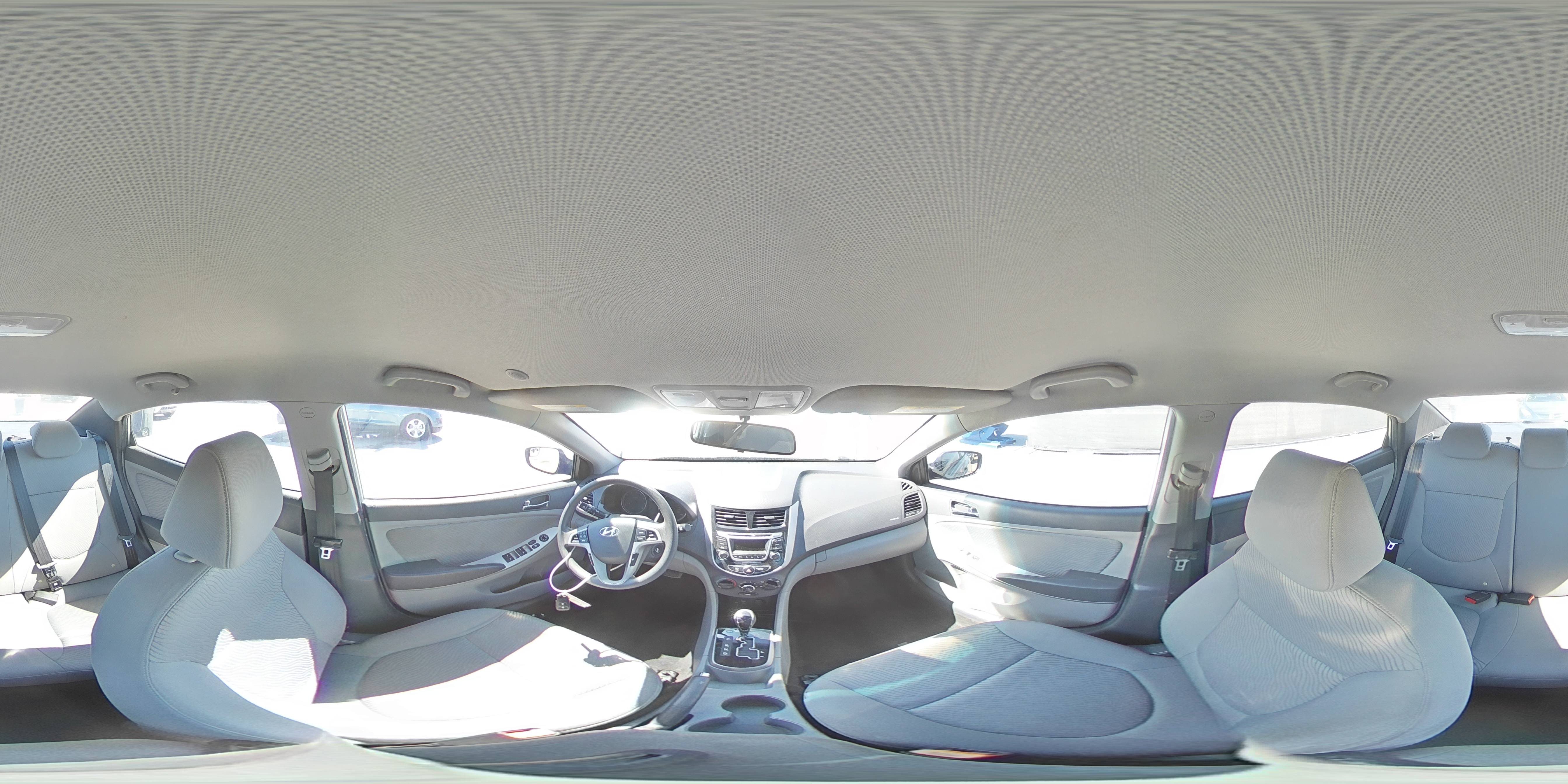 2014 Hyundai Accent - Image 15