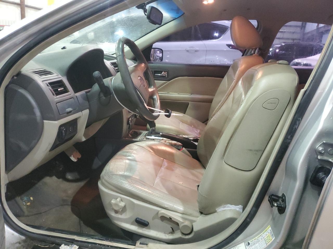 2010 Mercury Milan - Image 7