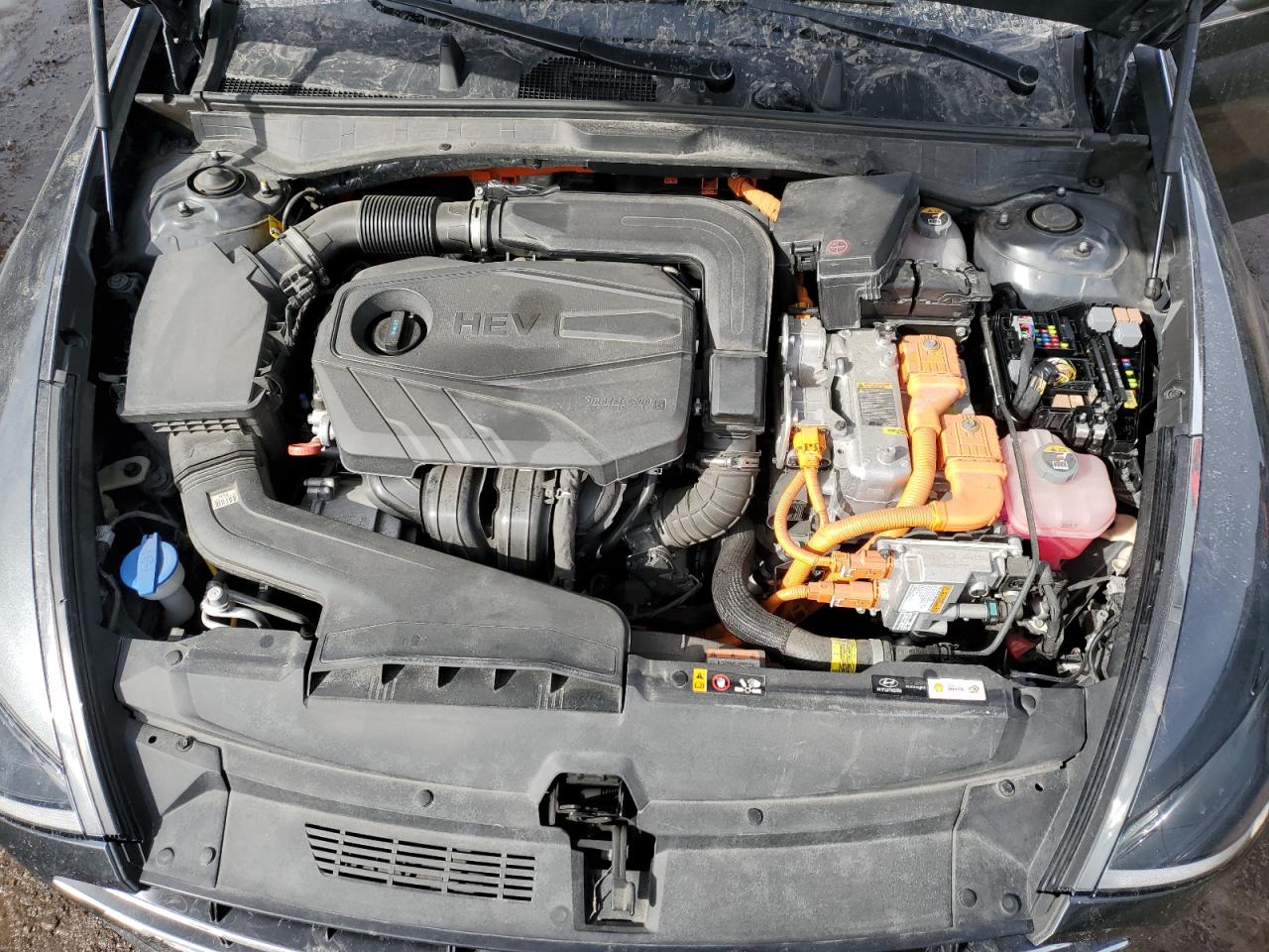 2022 Hyundai Sonata - Image 11