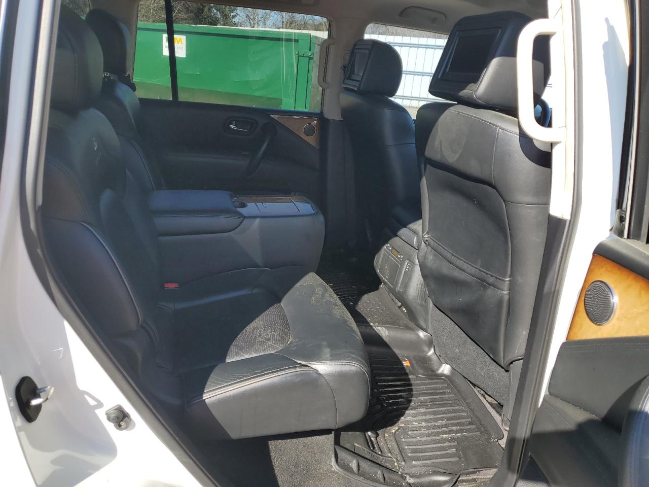 2014 Infiniti QX80 - Image 11