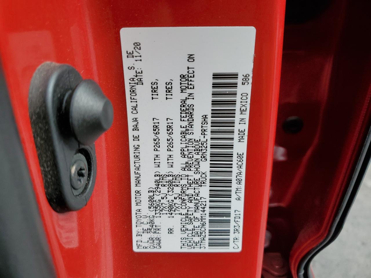 2021 Toyota Tacoma - Image 12
