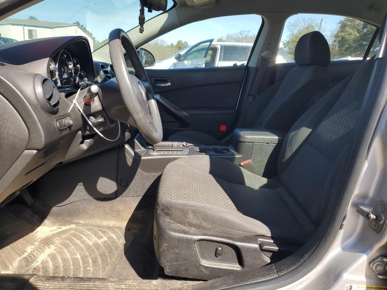 2009 Pontiac G6 - Image 7