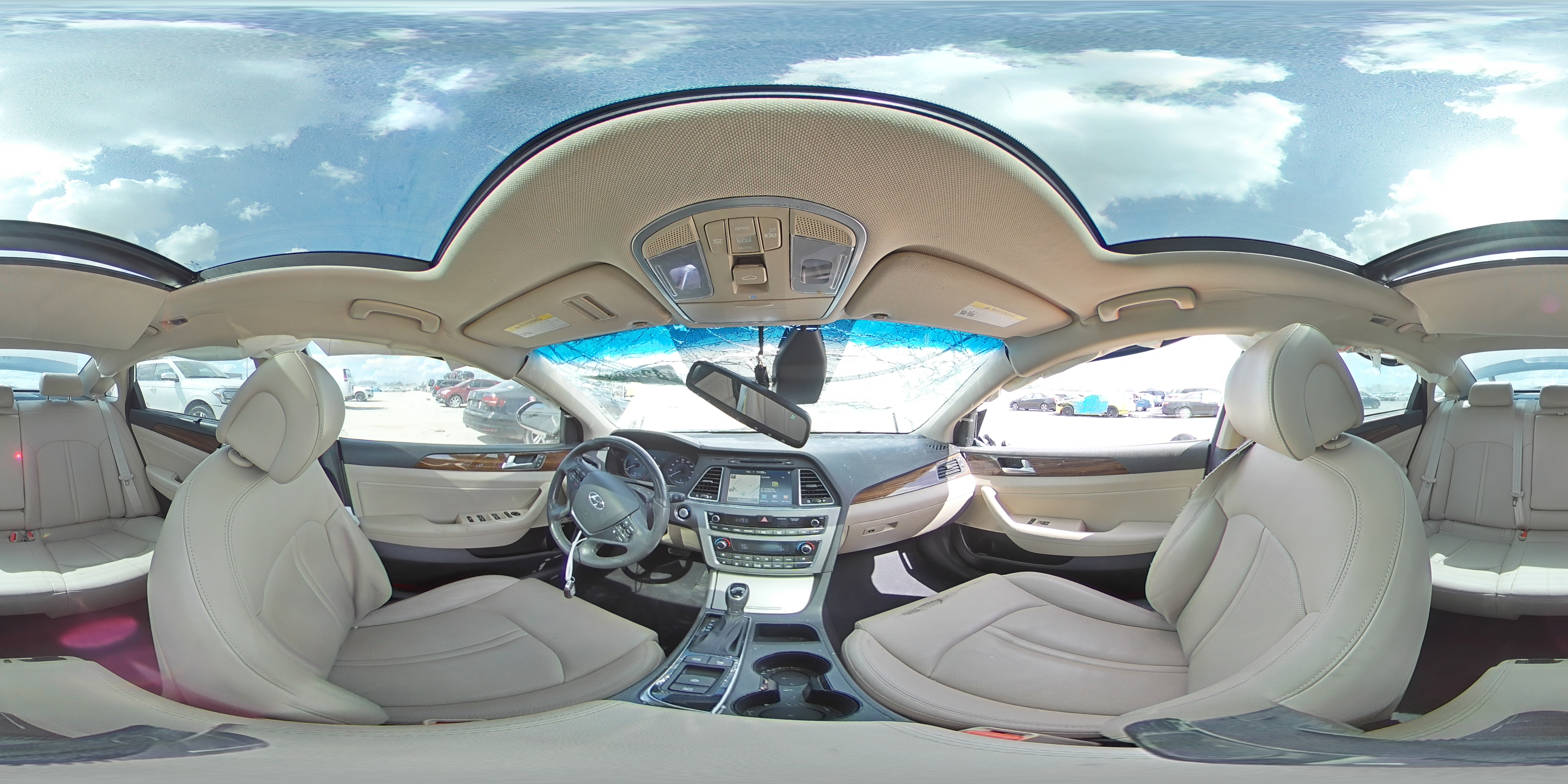 2016 Hyundai Sonata - Image 13