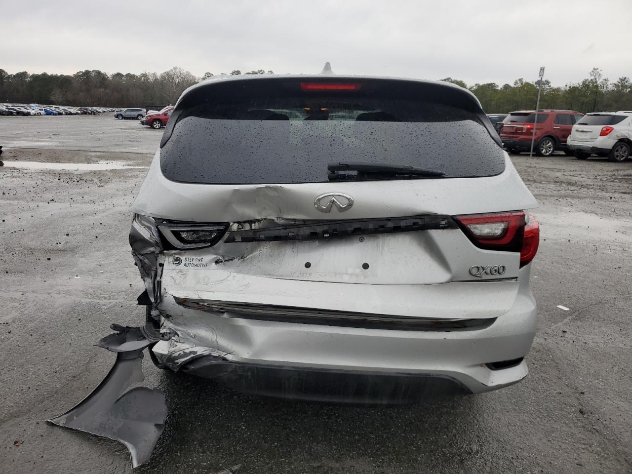 2020 Infiniti QX60 - Image 6