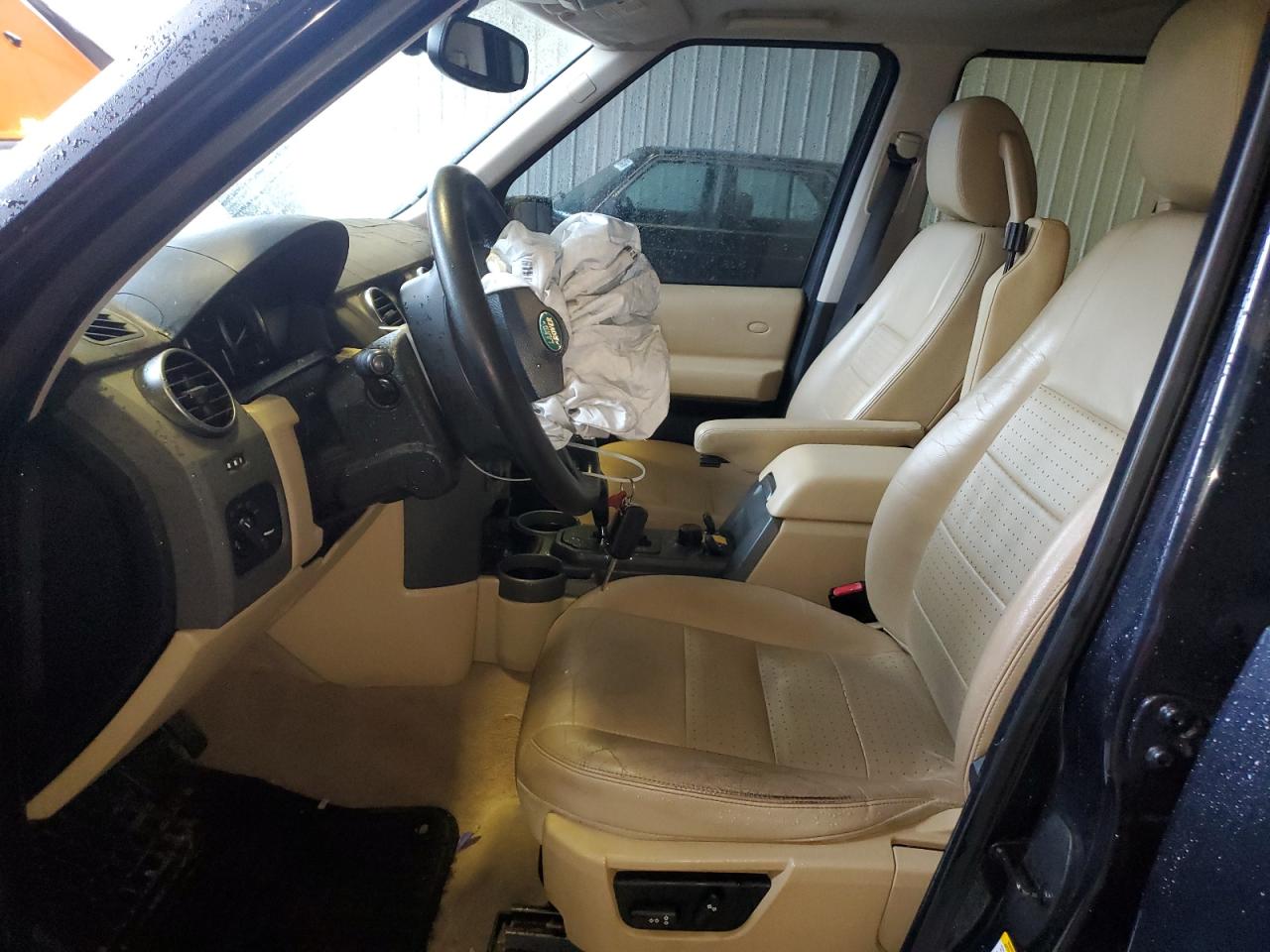 2005 Land Rover LR3 - Image 7