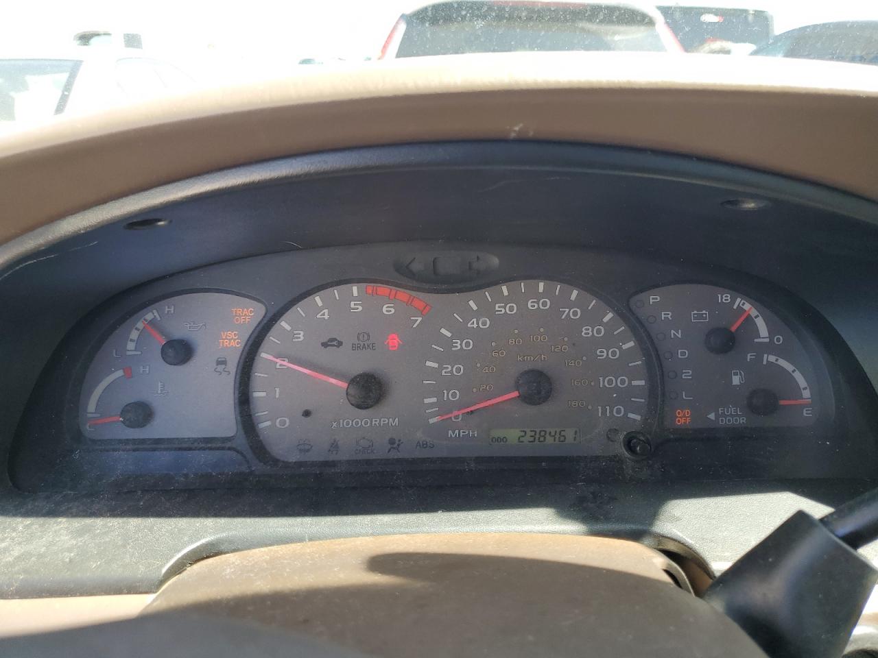 2001 Toyota Sequoia - Image 9