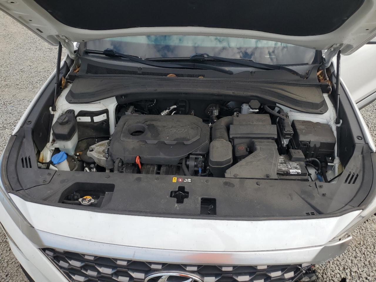 2020 Hyundai Santa Fe - Image 12
