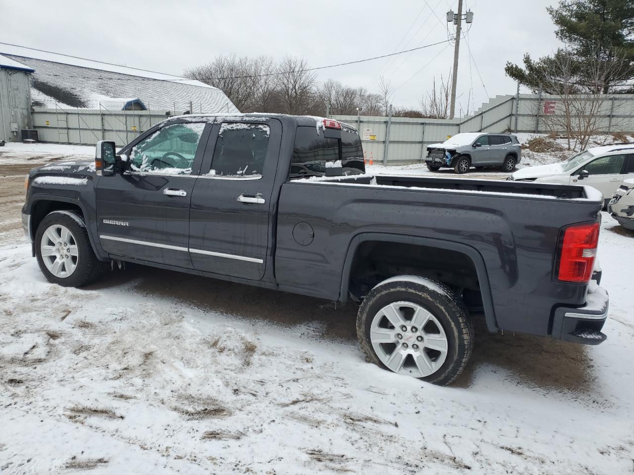 2015 GMC Sierra - Image 2