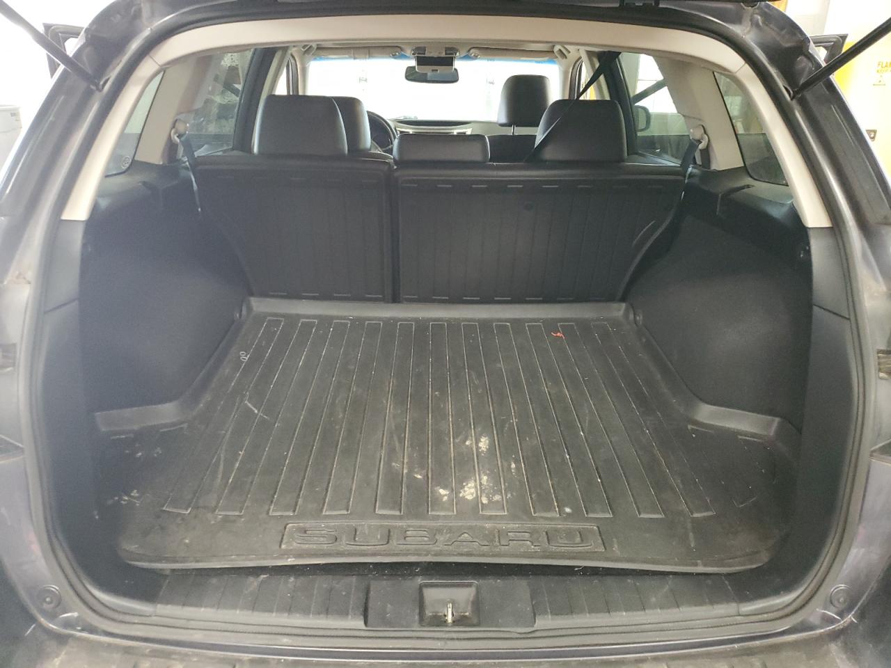 2014 Subaru Outback - Image 6