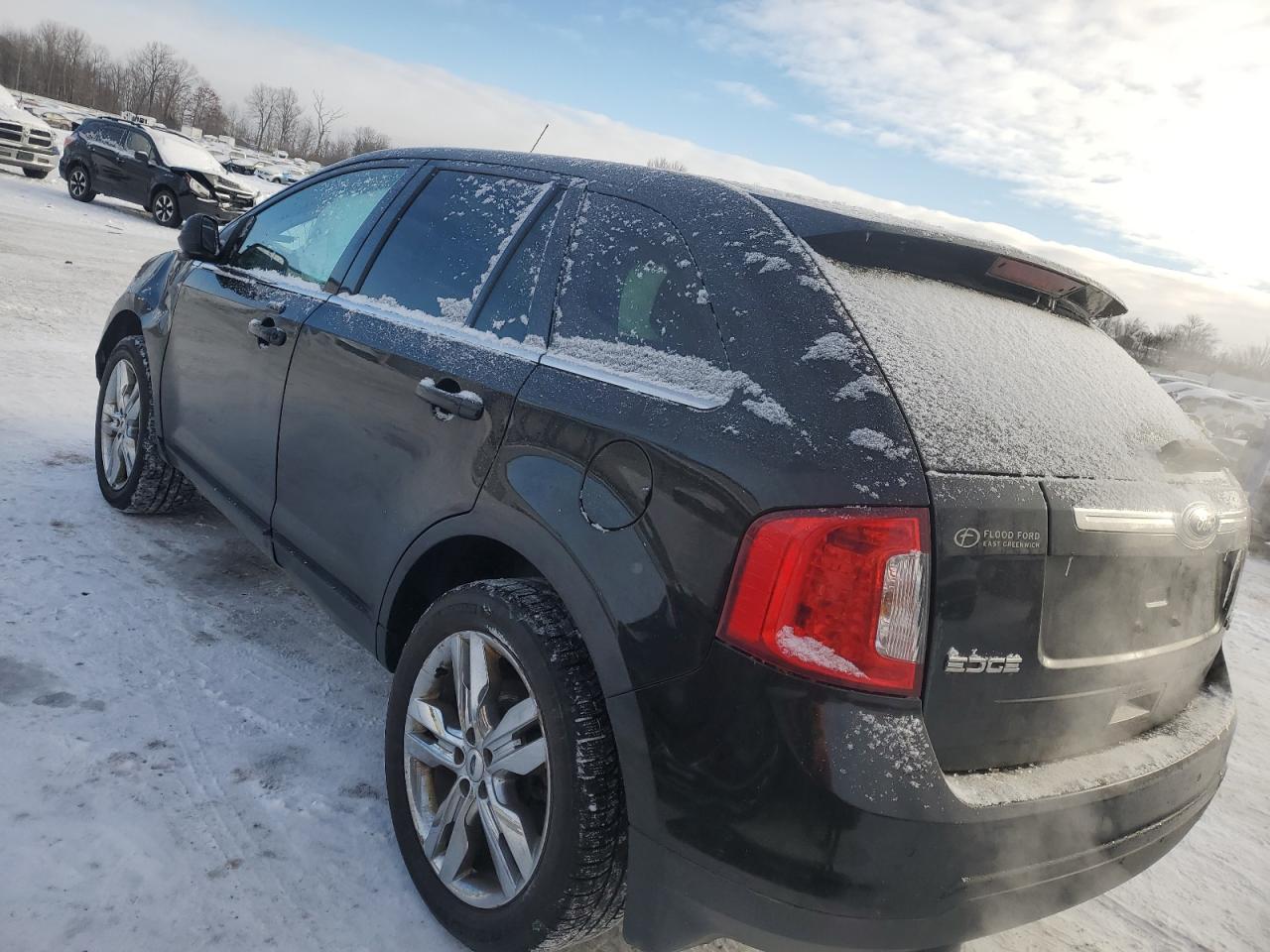 2011 Ford Edge - Image 2