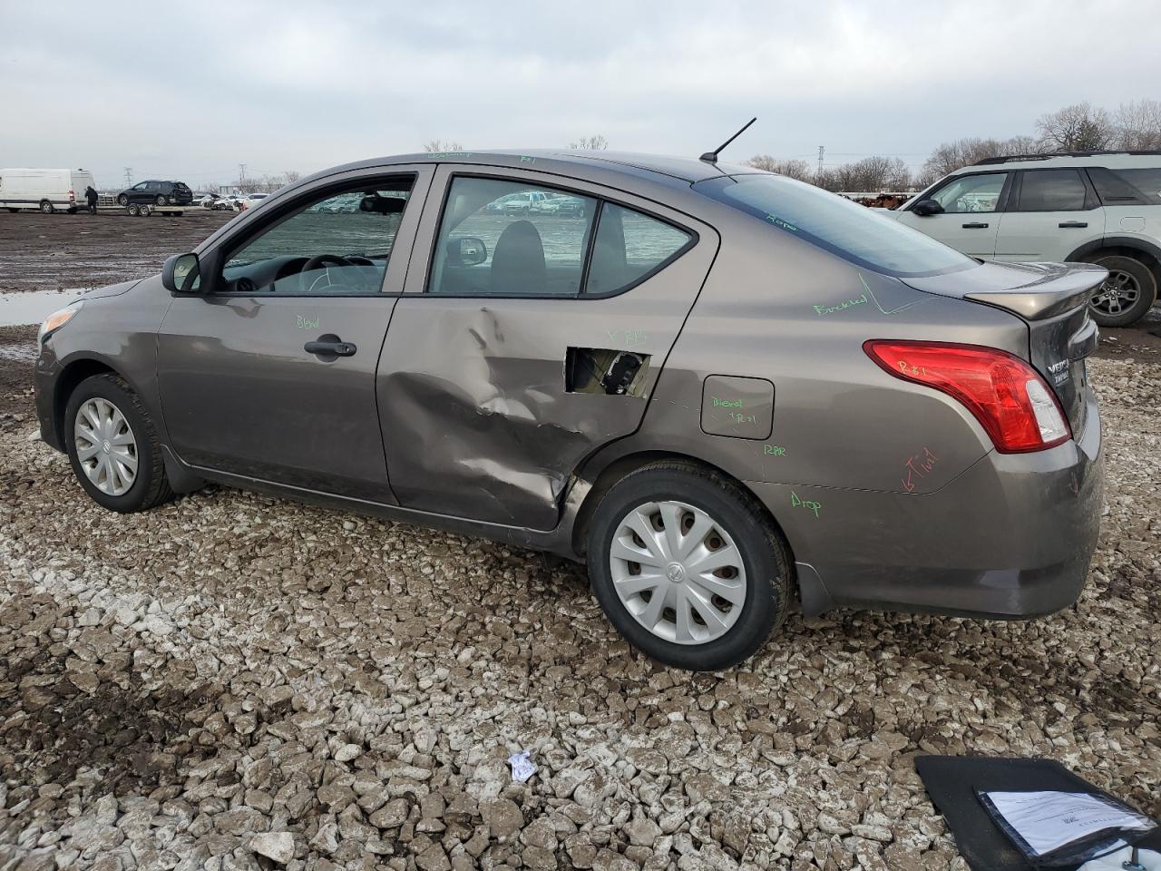2015 Nissan Versa - Image 2