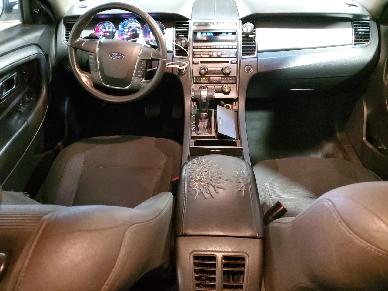 2011 Ford Taurus - Image 8