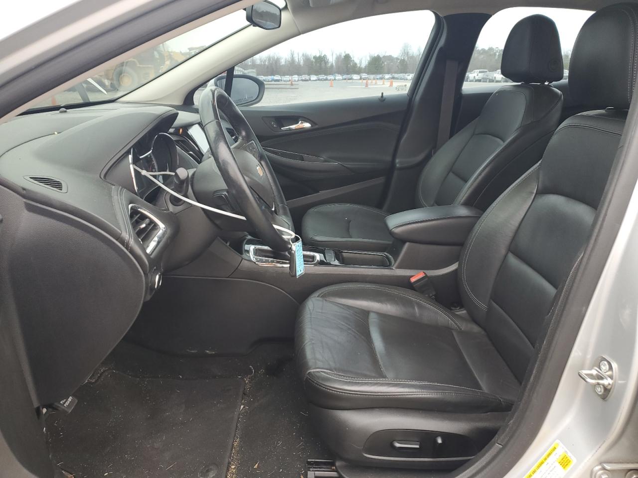 2017 Chevrolet Cruze - Image 7