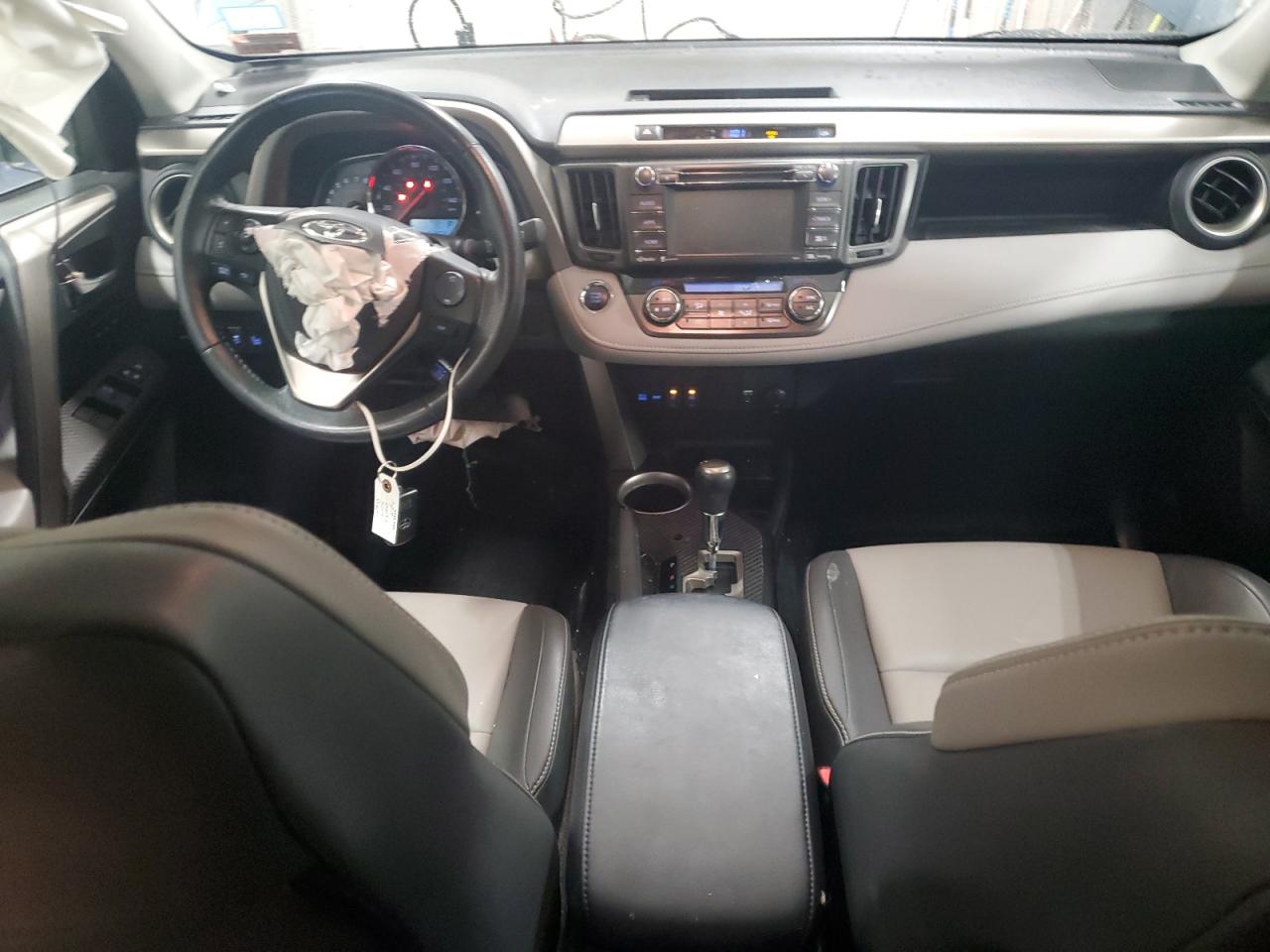 2014 Toyota RAV 4 - Image 8