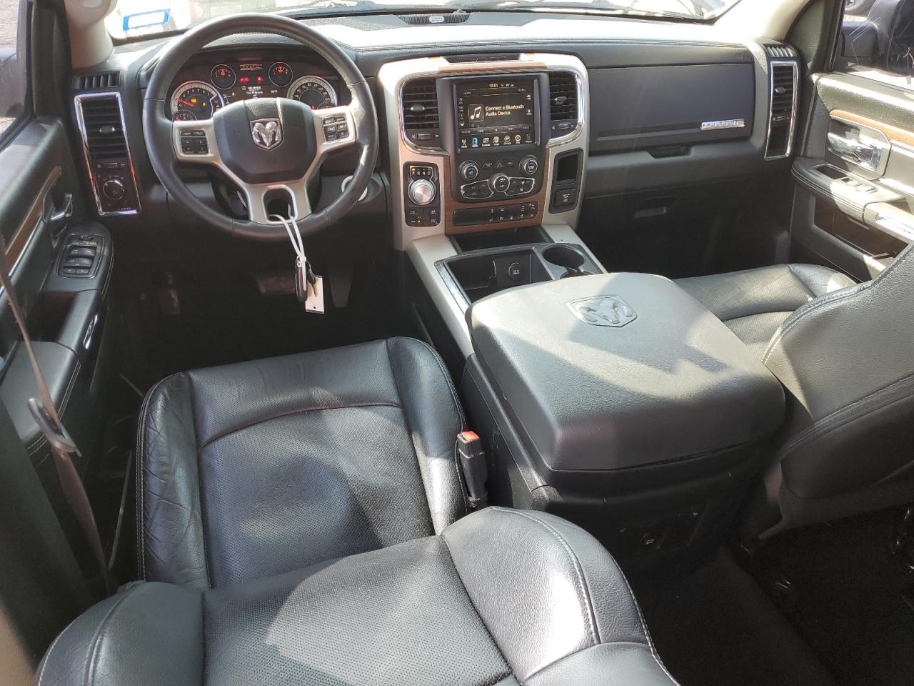 2015 RAM 1500 - Image 8