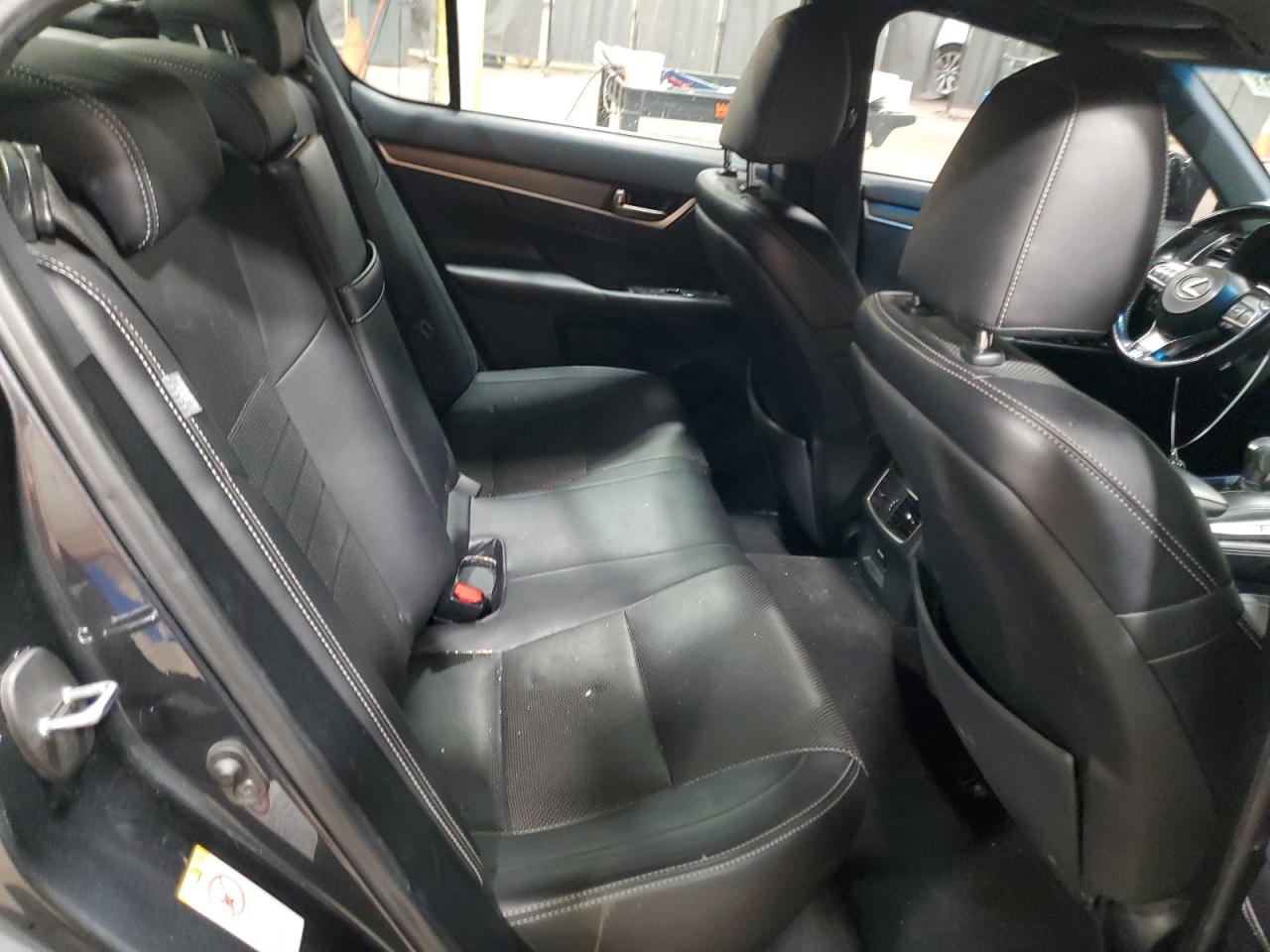 2018 Lexus GS - Image 10
