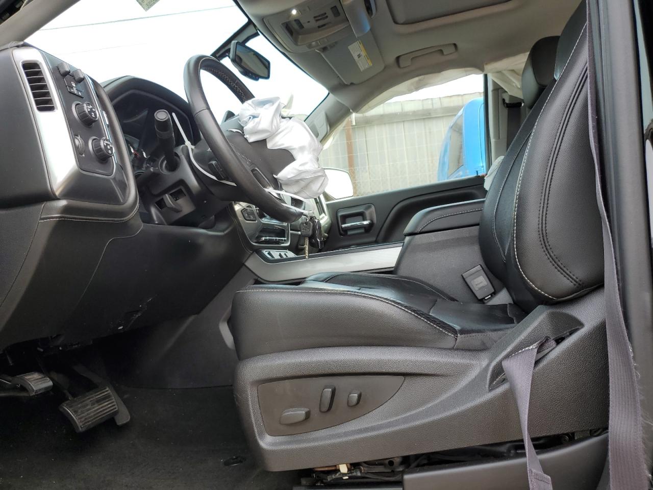 2016 Chevrolet Silverado - Image 7