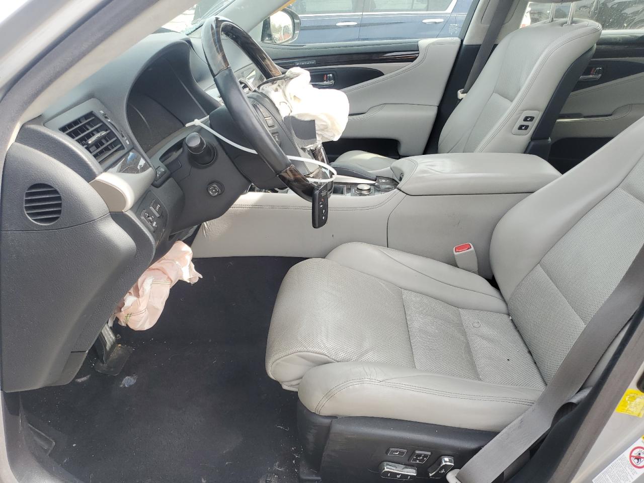 2014 Lexus Ls 460 VIN: JTHBL5EF7E5131851 Lot: 47231885