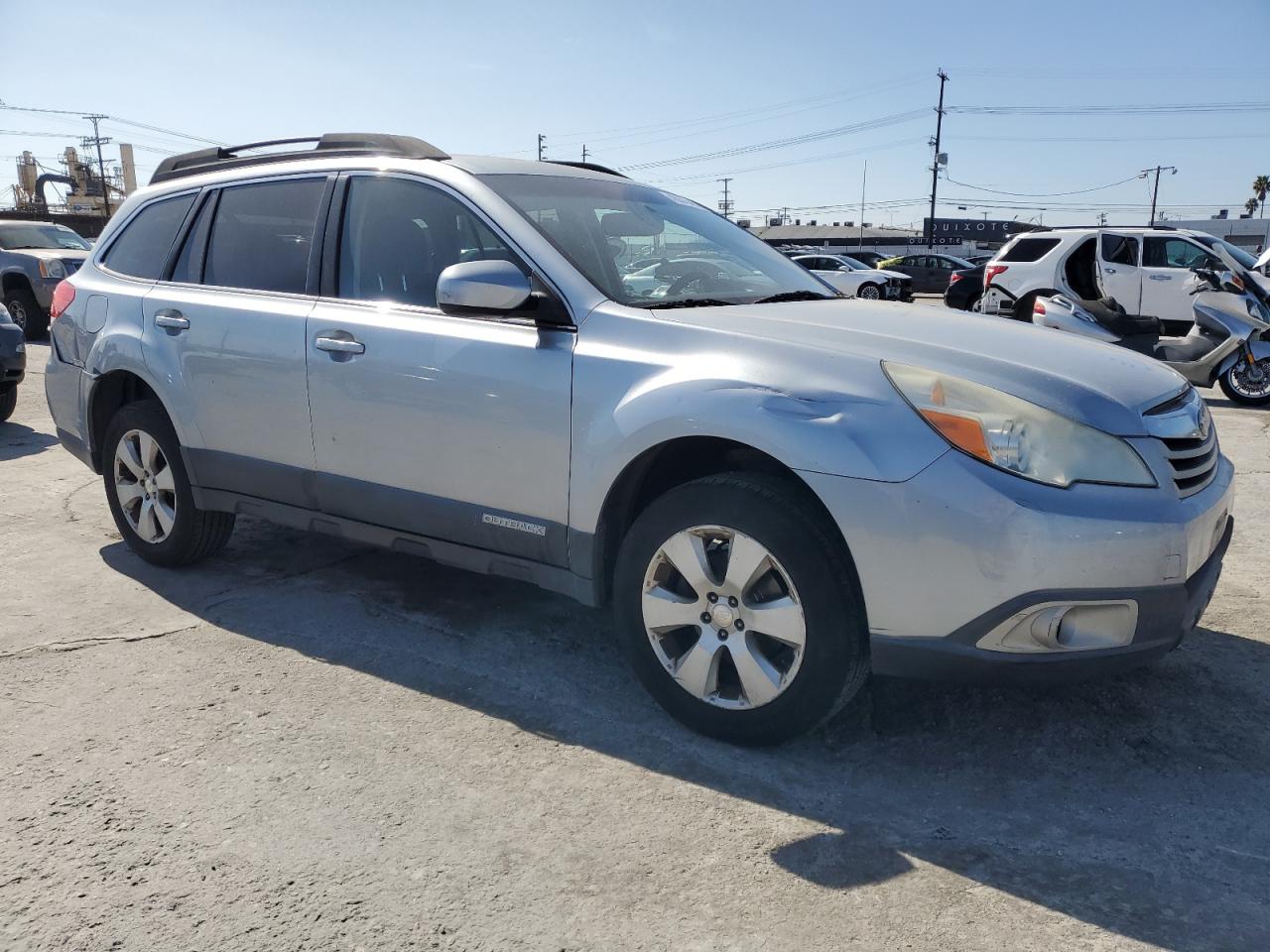 2012 Subaru Outback - Image 4