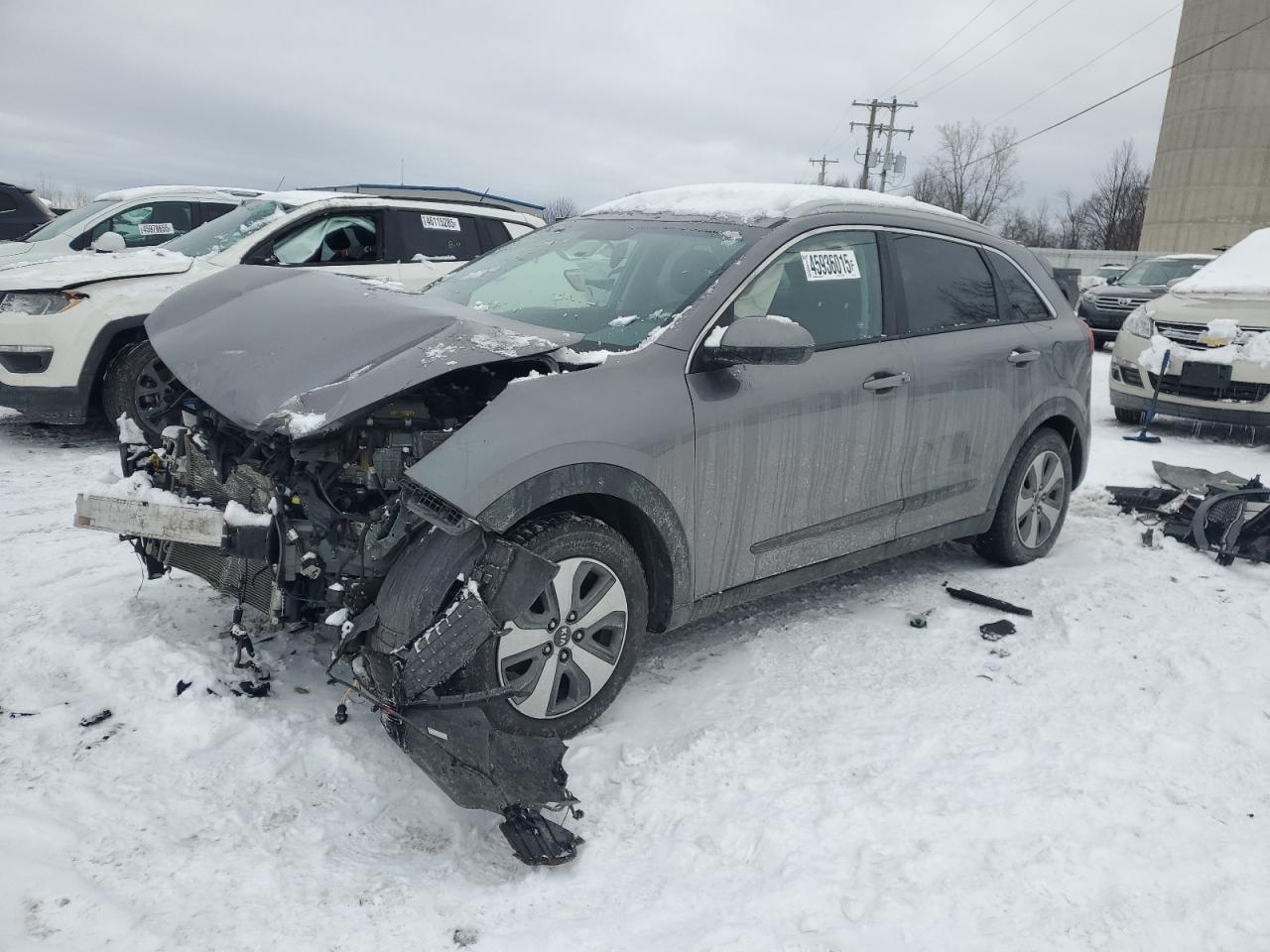 2017 Kia Niro Fe zu verkaufen in Wayland, MI - Front End