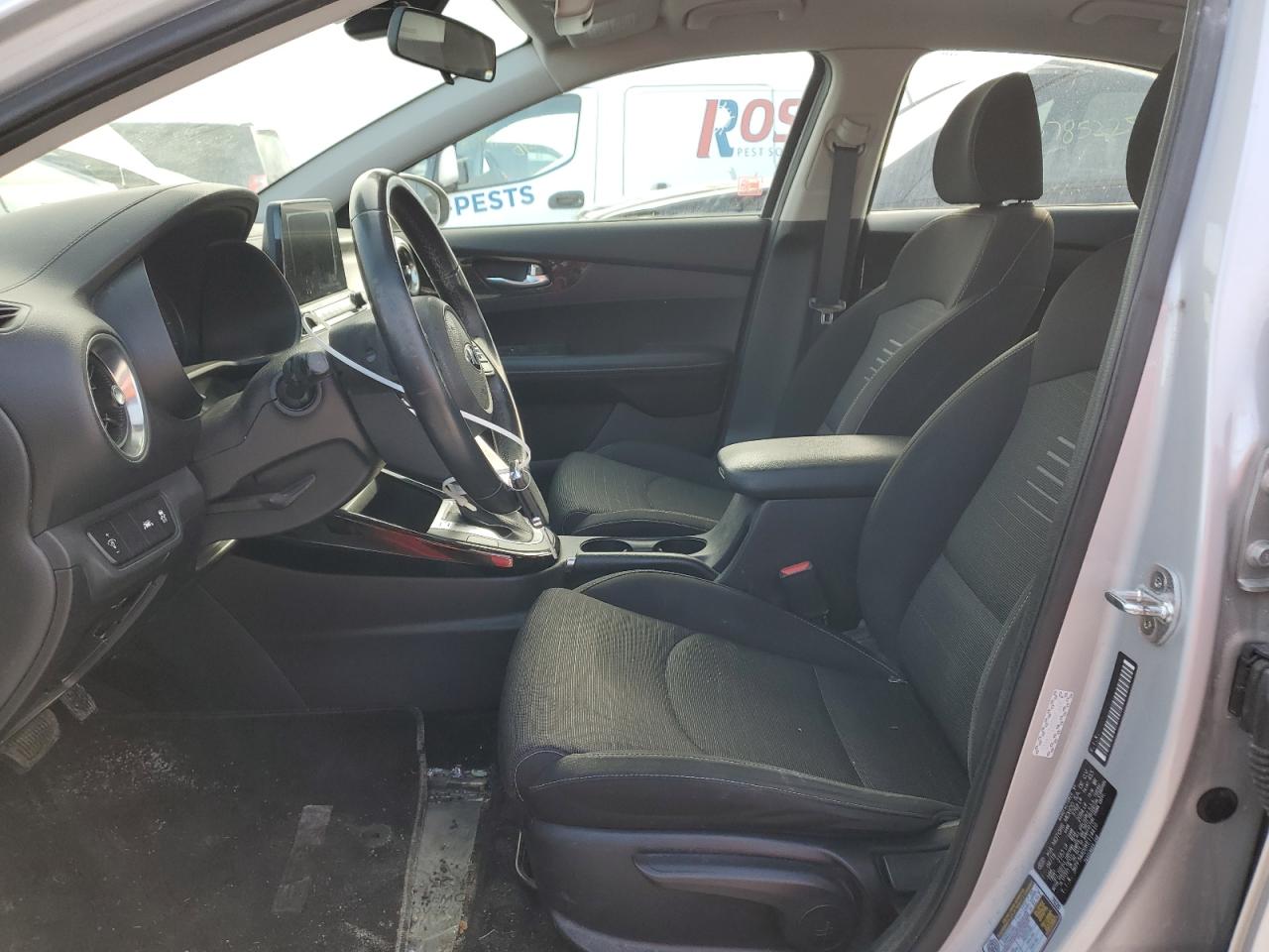 2019 Kia Forte - Image 7