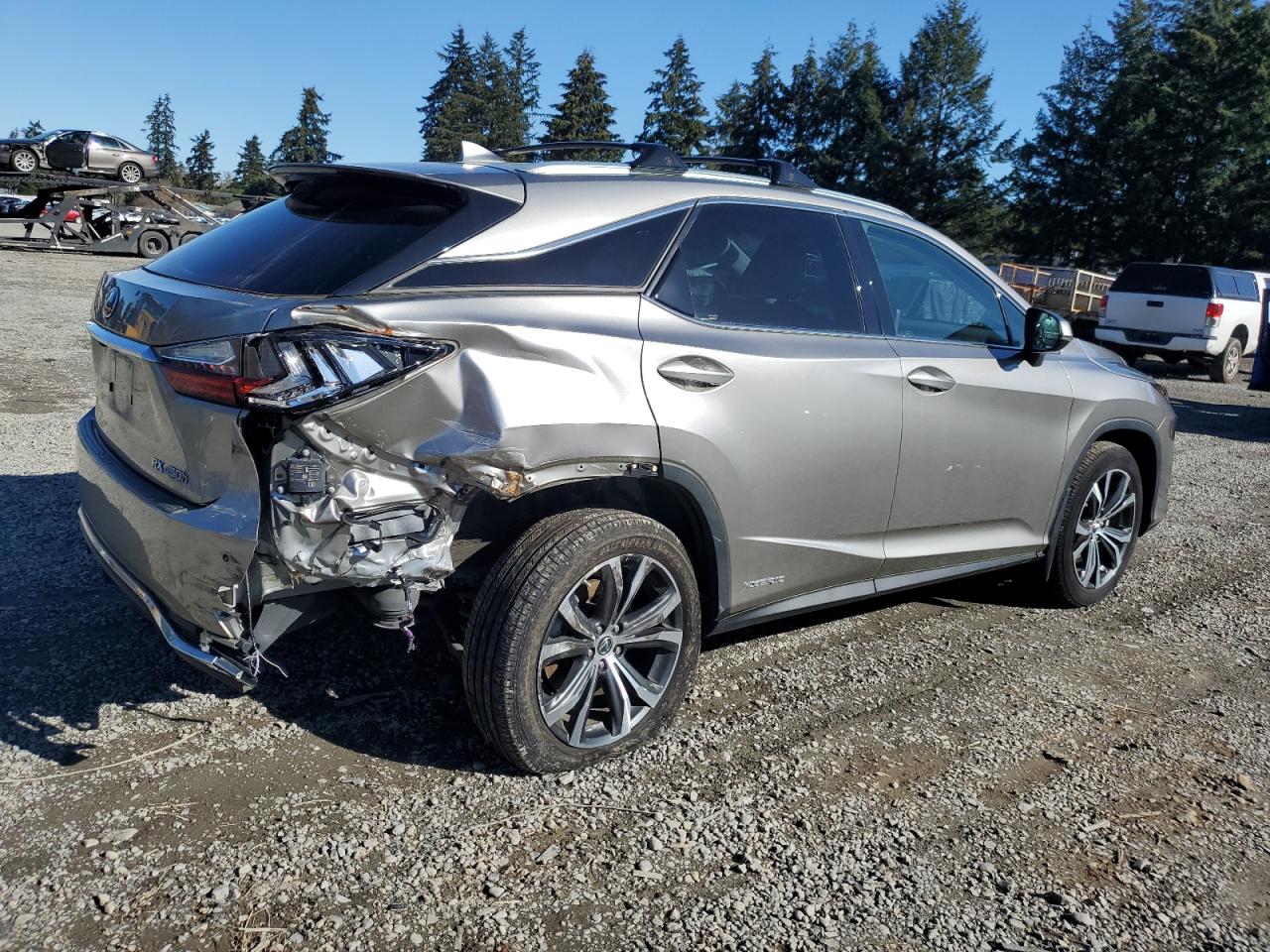 2021 Lexus RX - Image 3