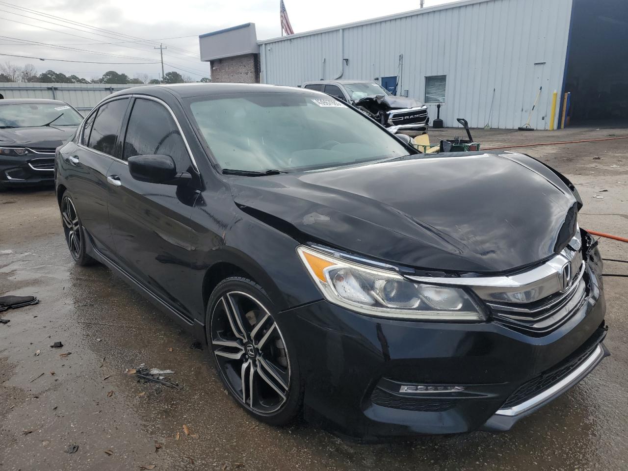 2017 Honda Accord - Image 4