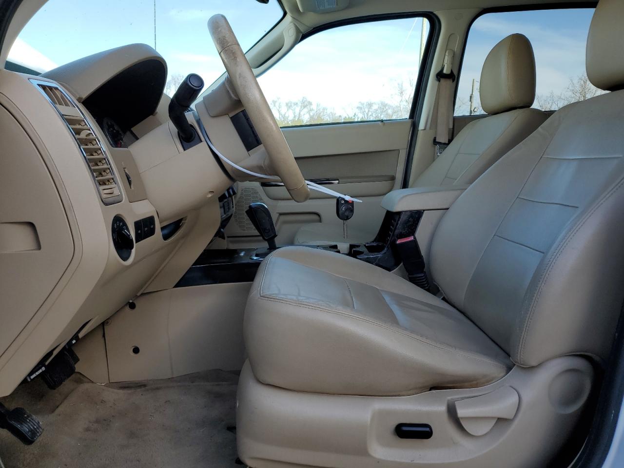 2010 Ford Escape - Image 7