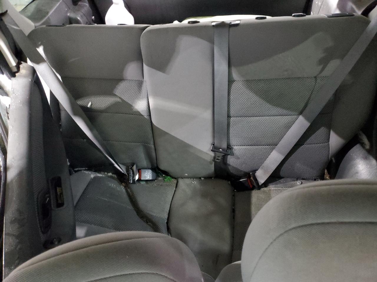 2005 Ford Escape - Image 10