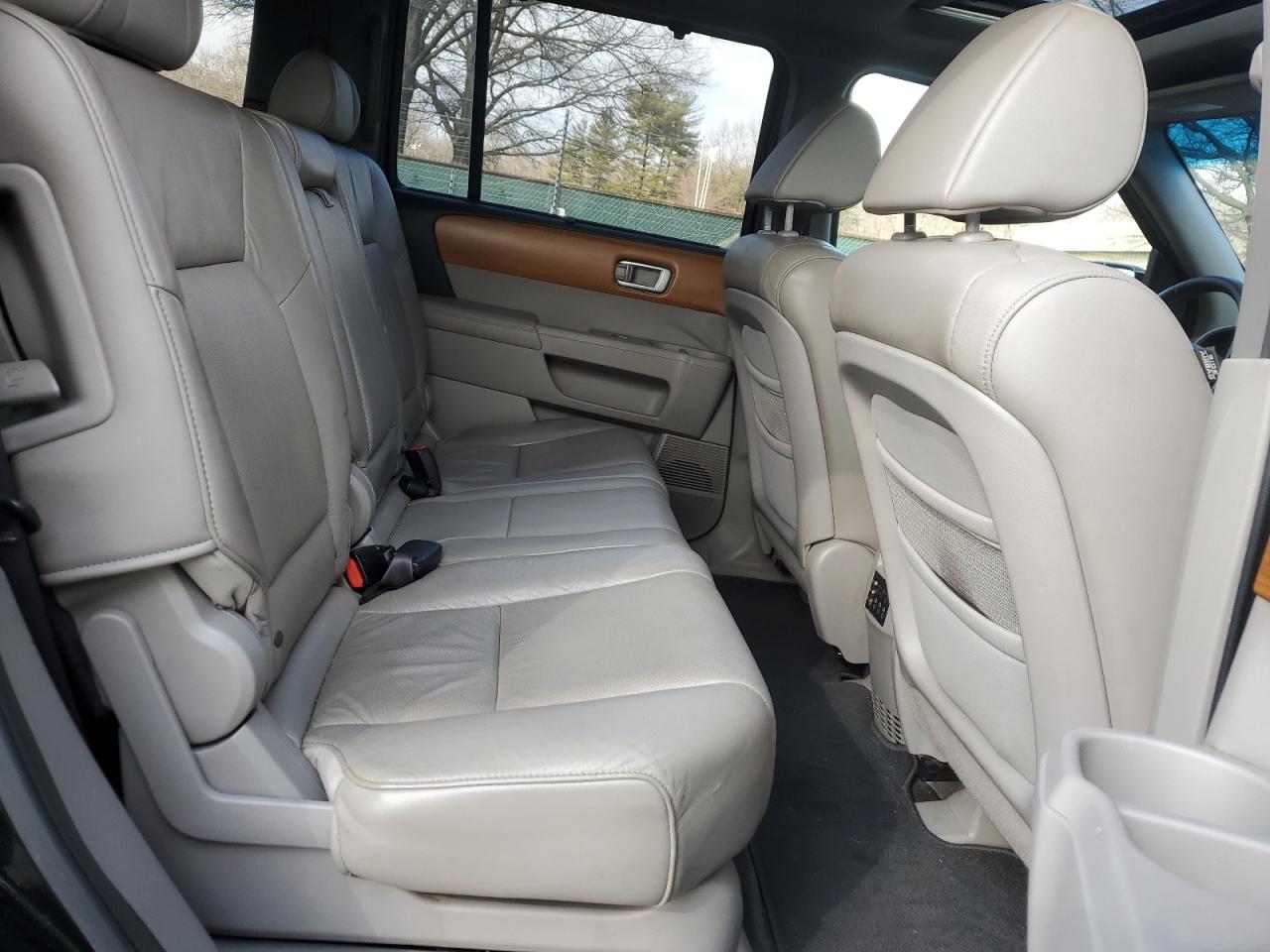 2011 Honda Pilot - Image 11