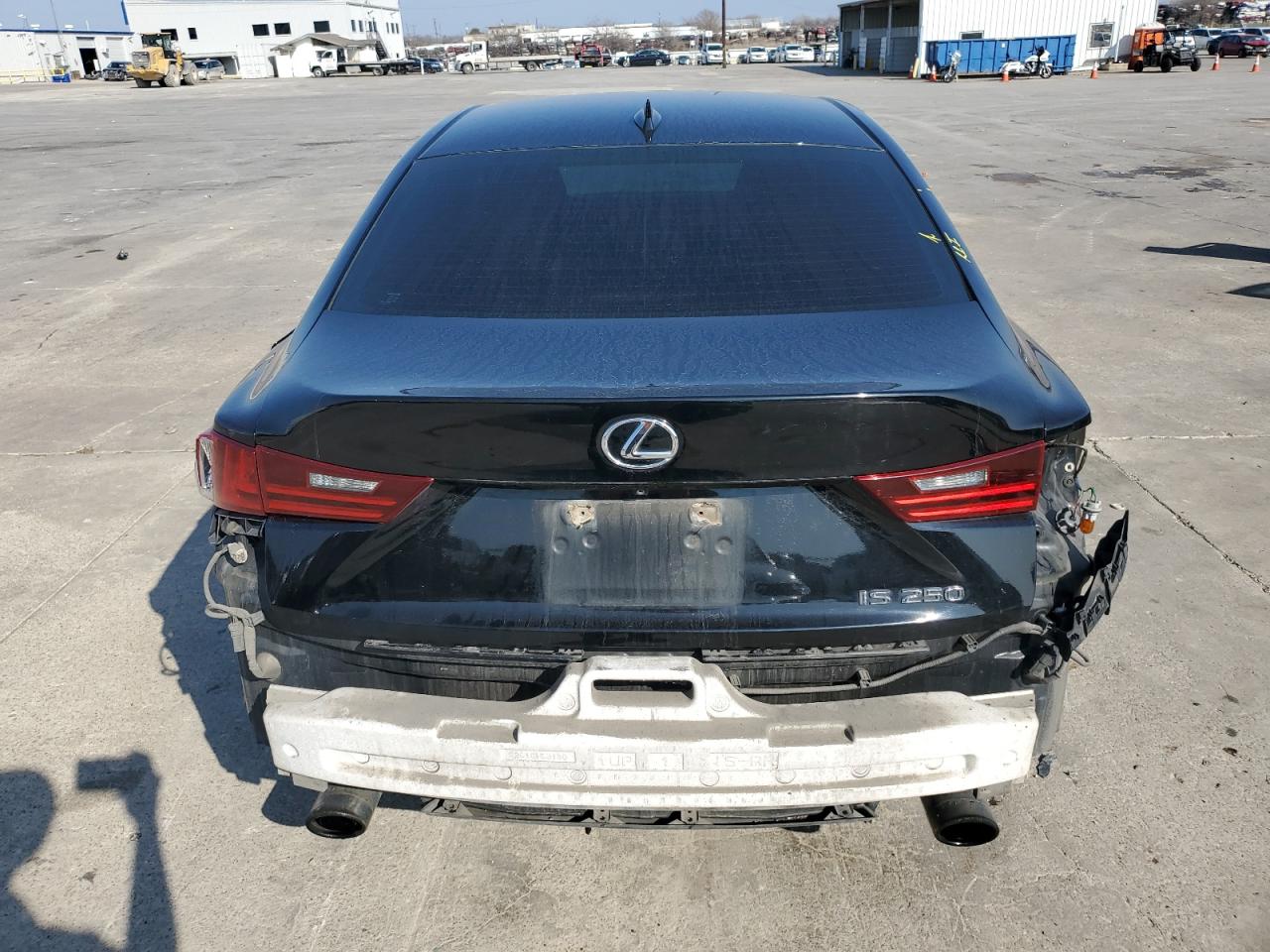 2014 Lexus IS - Image 6