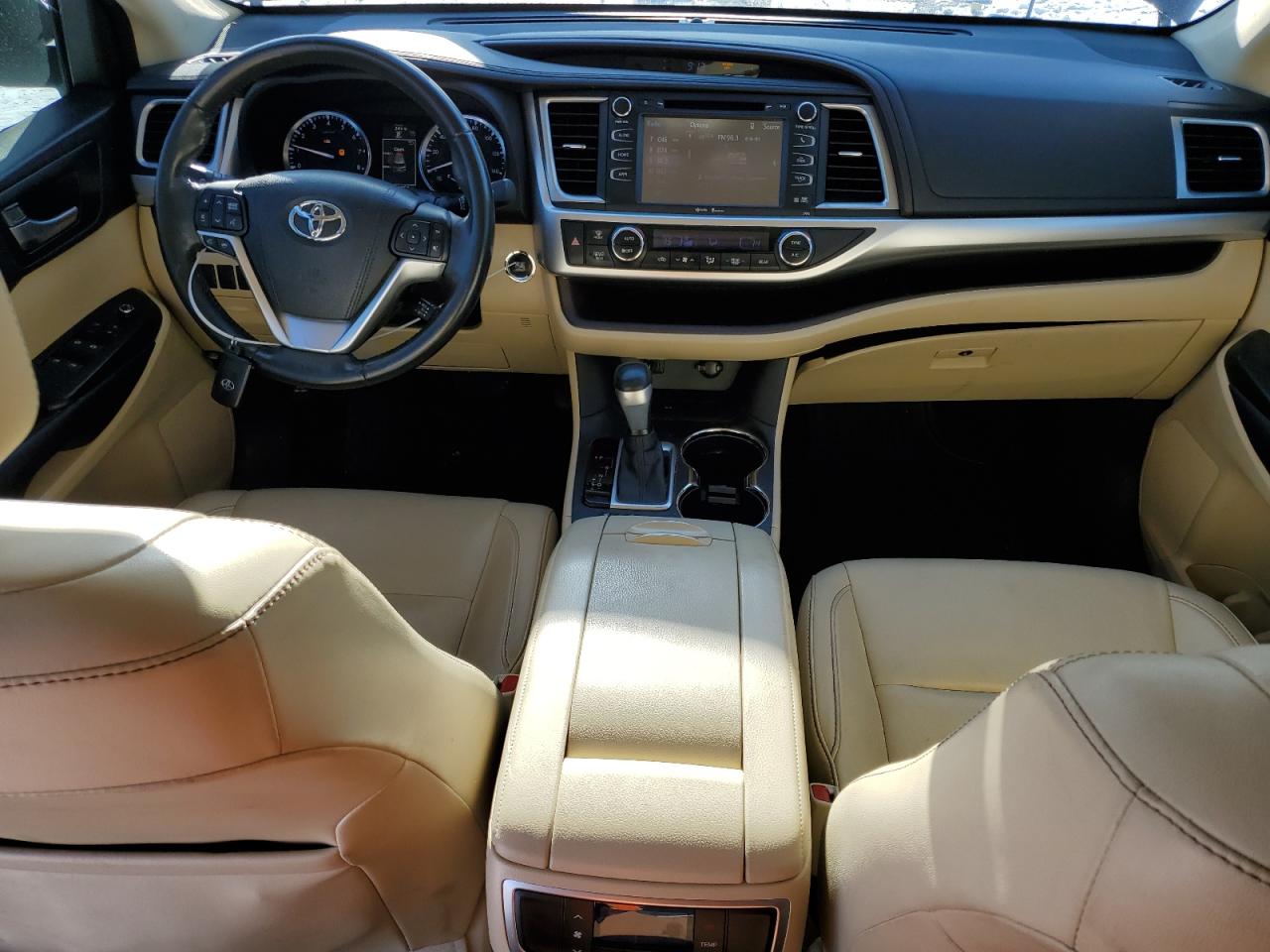 2015 Toyota Highlander - Image 8