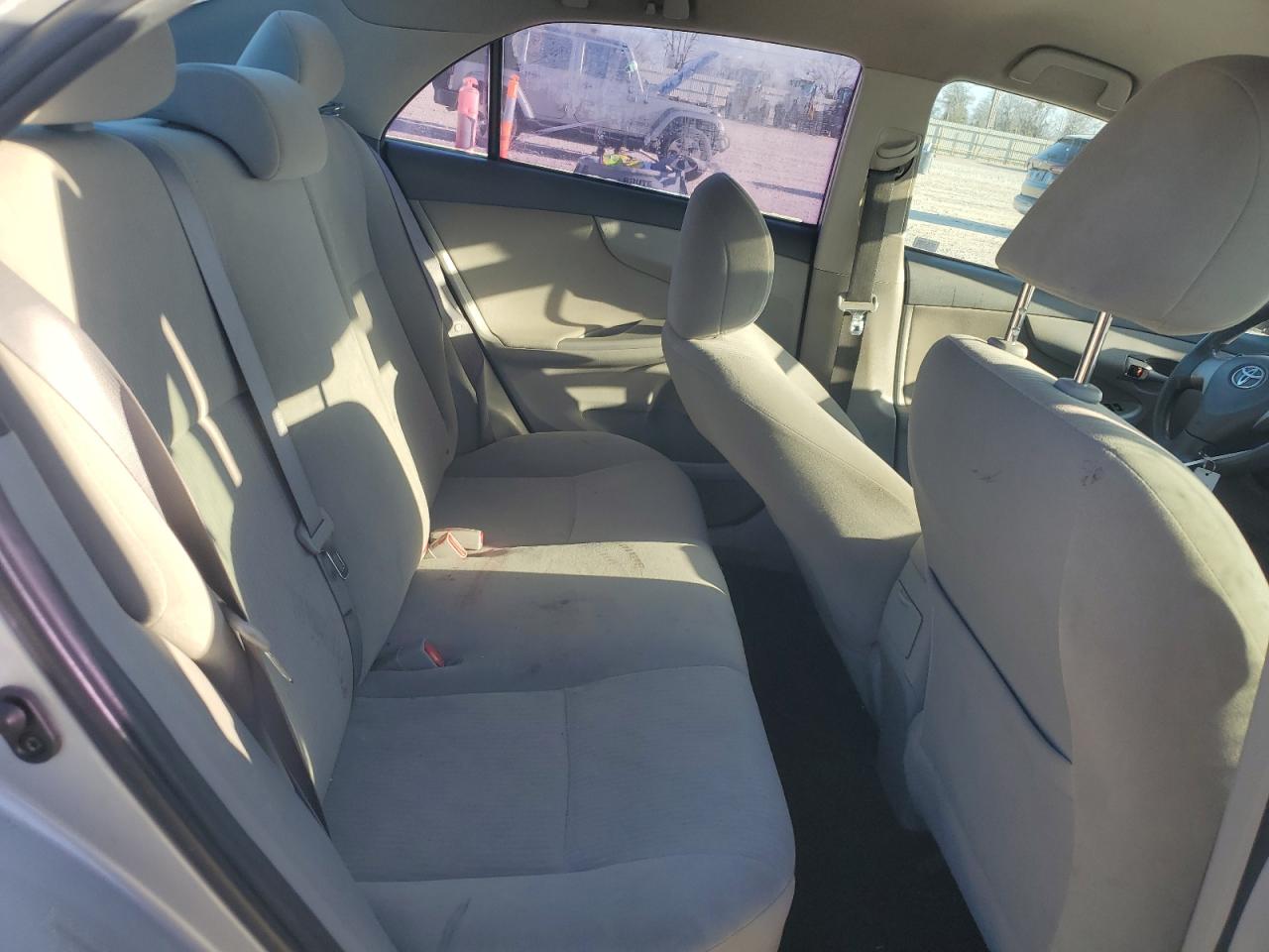 2010 Toyota Corolla - Image 10
