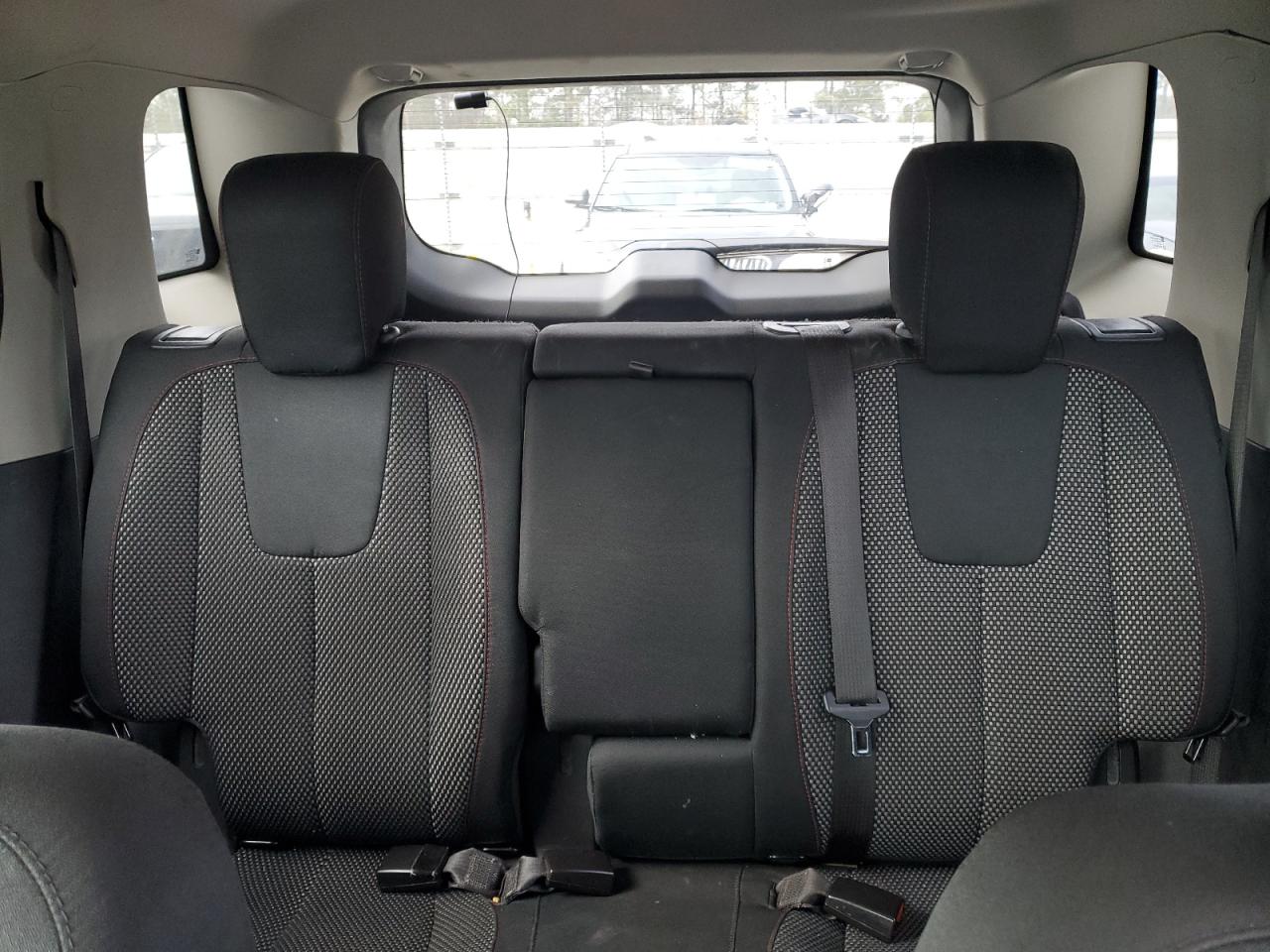 2016 GMC Terrain - Image 10