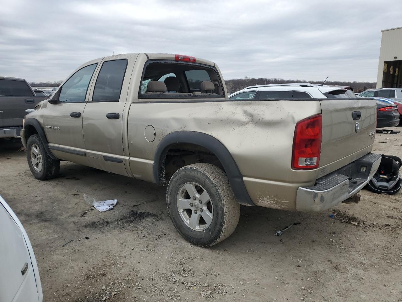 2005 Dodge RAM - Image 2