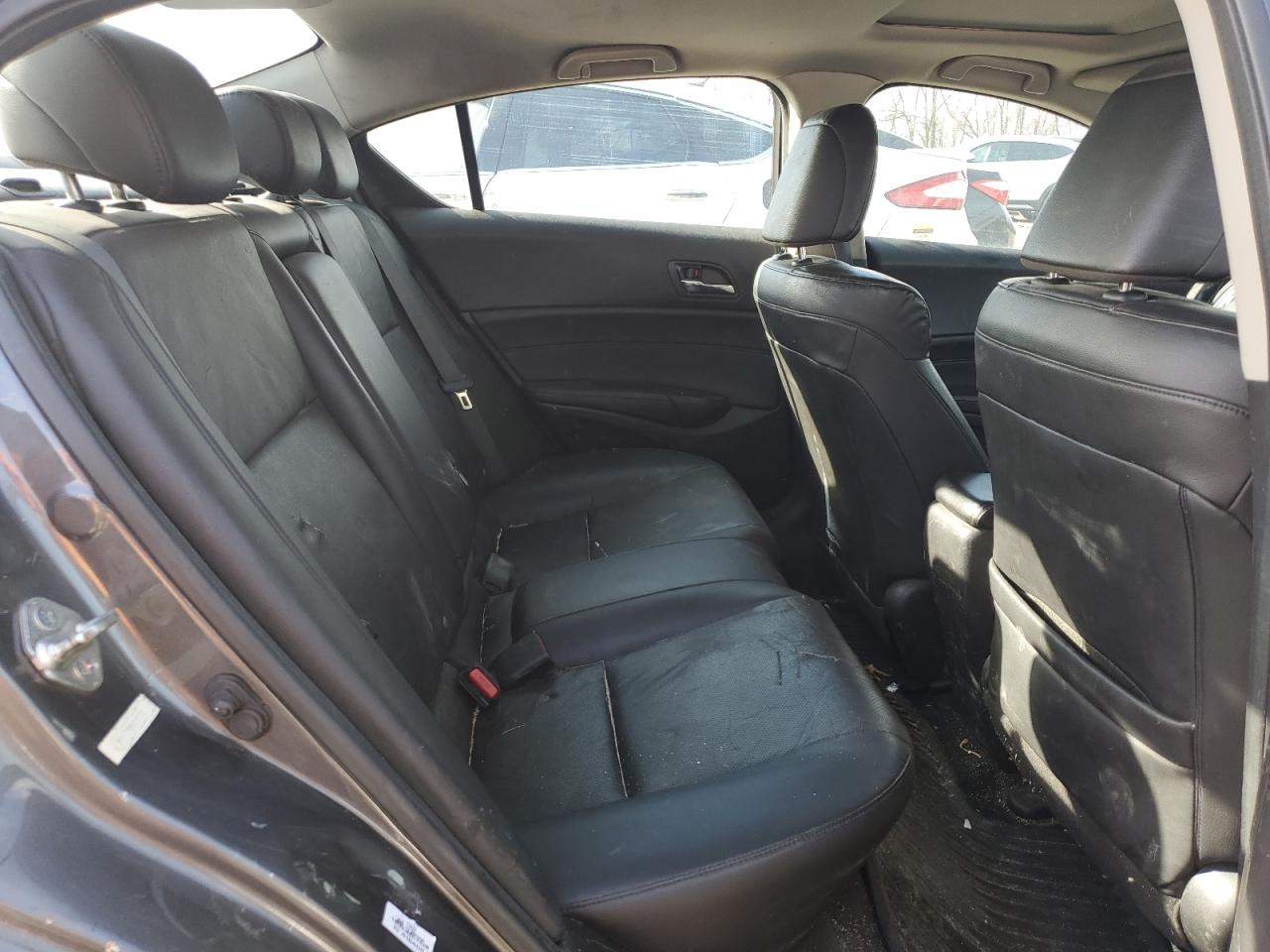 2013 Acura ILX - Image 10