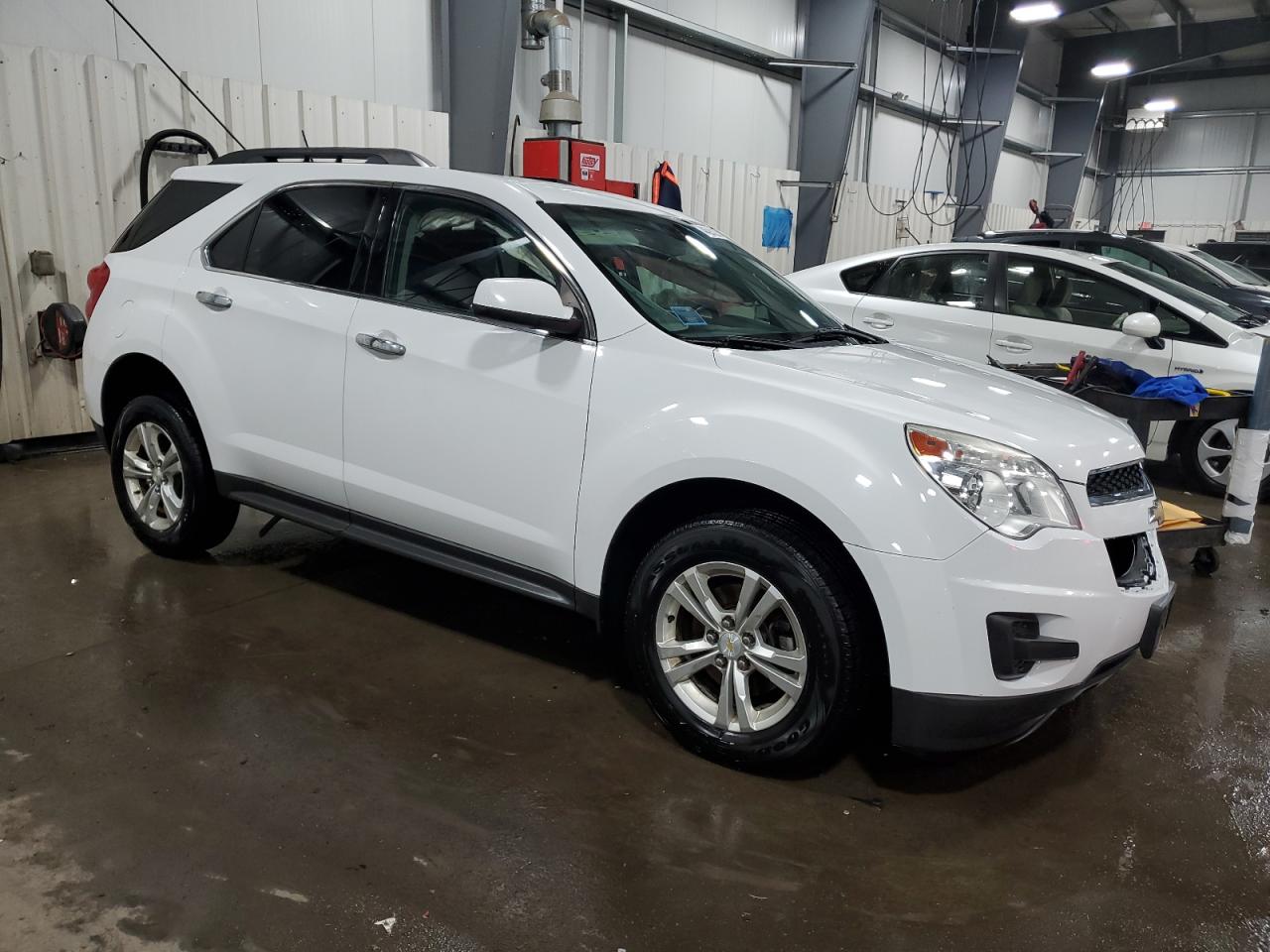 2013 Chevrolet Equinox - Image 4