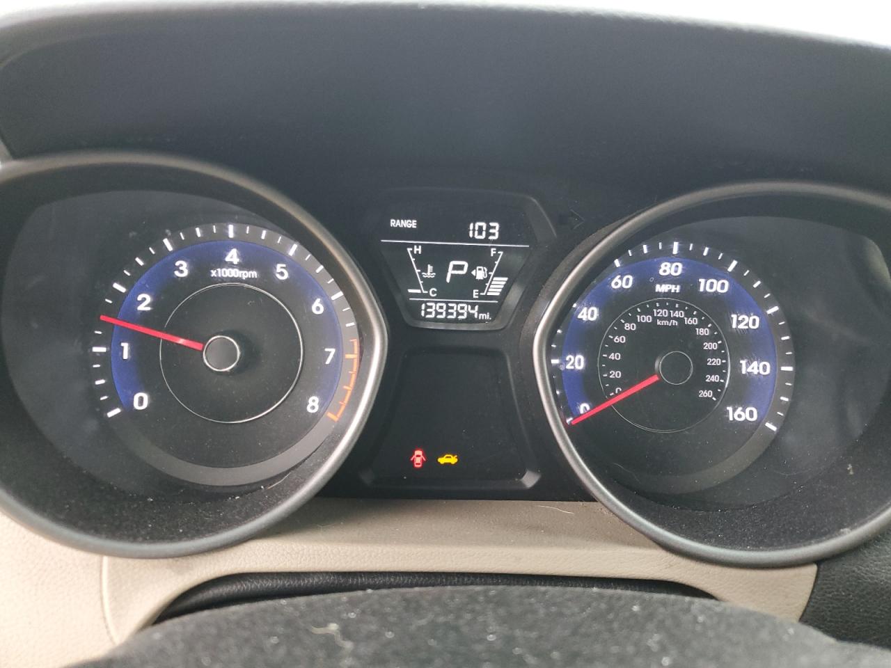 2016 Hyundai Elantra - Image 9